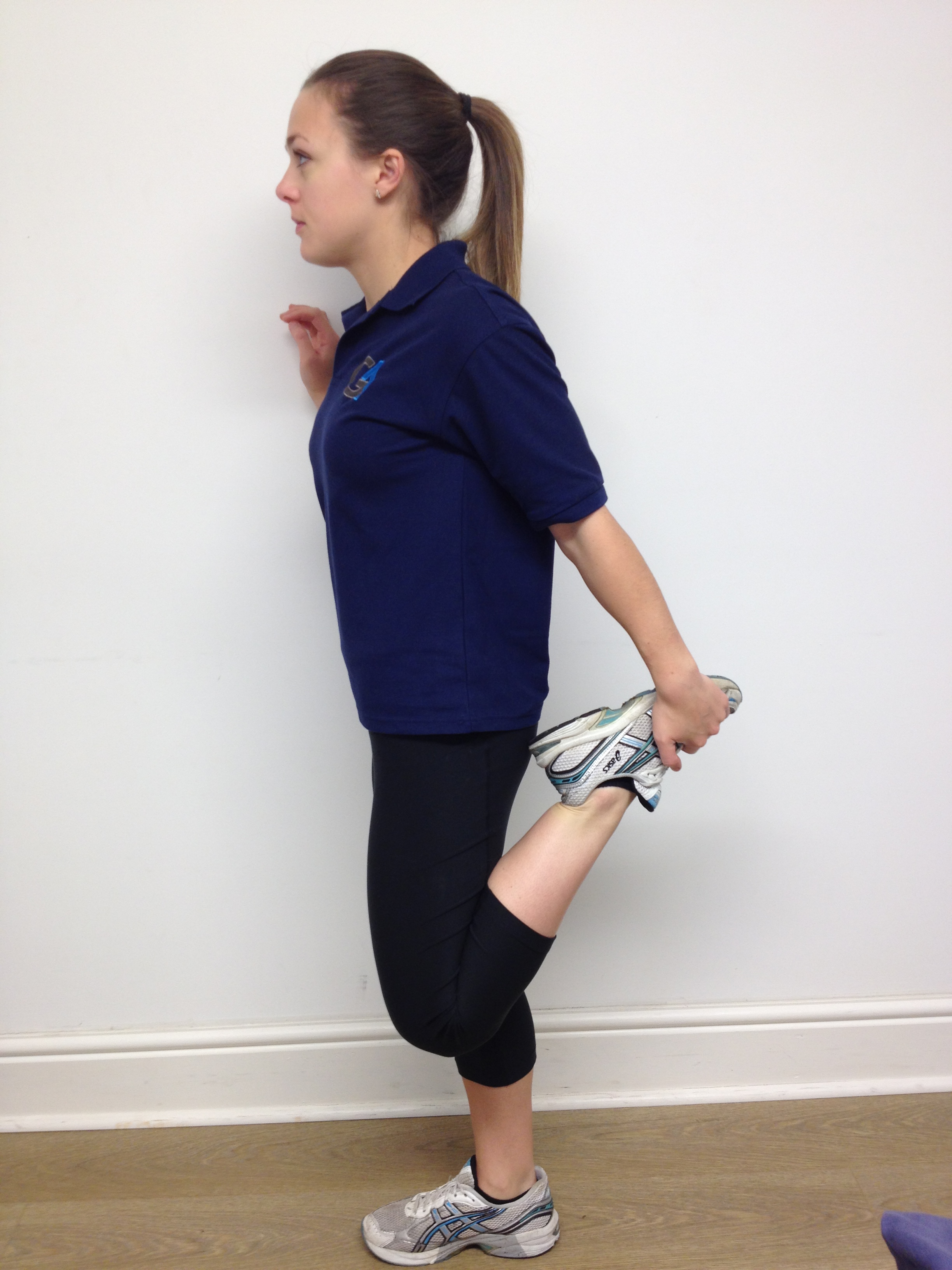 Quadriceps Muscle Stretch; Standing G4 Physiotherapy & Fitness