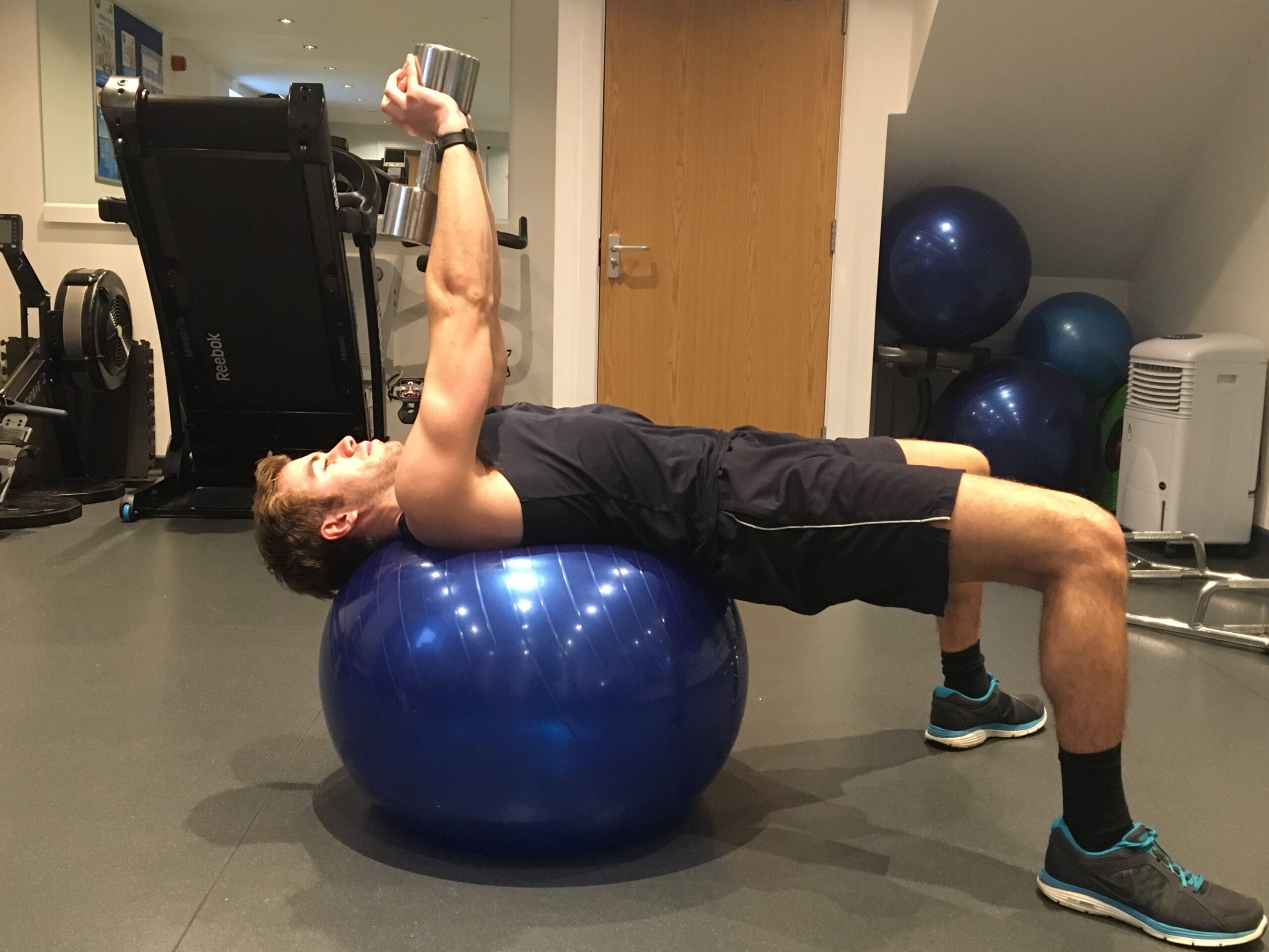 GYM BALL DB PULLOVER 2 G4 Physiotherapy & Fitness